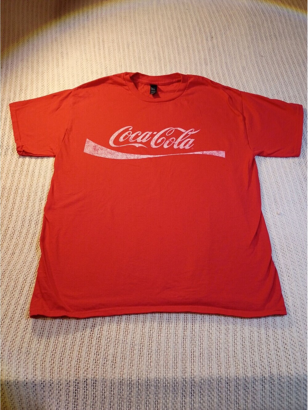 Gildan Ultra Cotton Coca-Cola Red T-Shirt Large